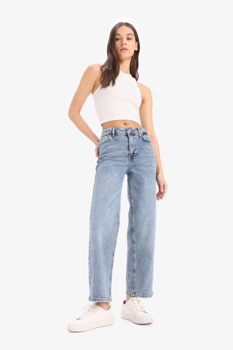 Comfort Straight Fit High Waist Ankle Length Washed Jeans