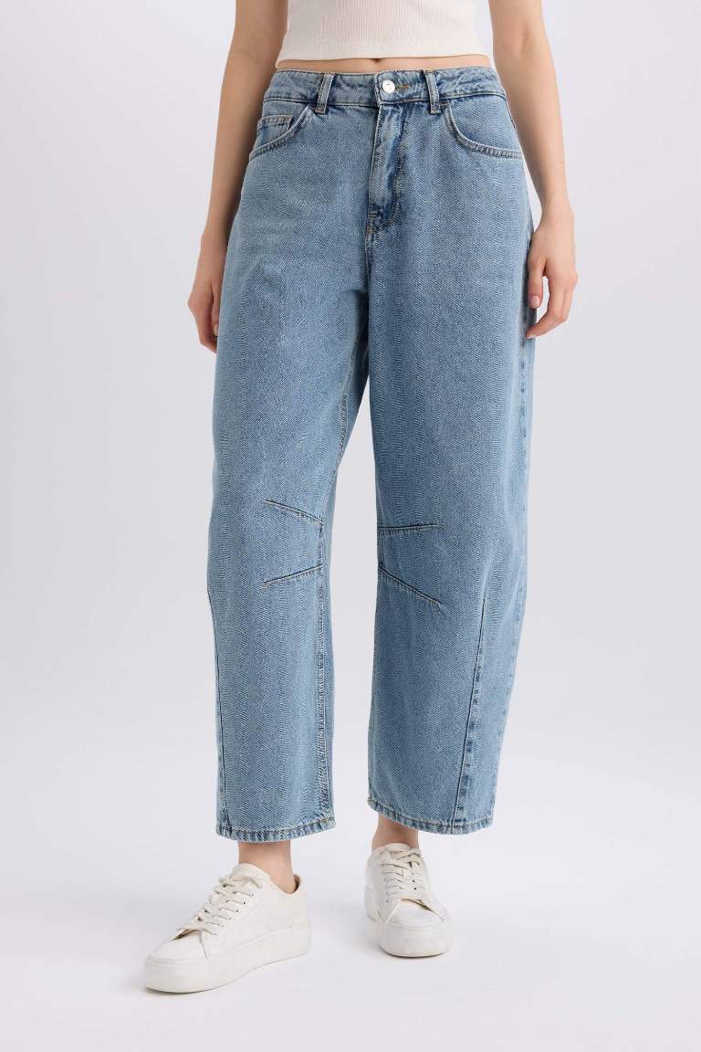 Baggy Fit High Waist Long Washed Jeans