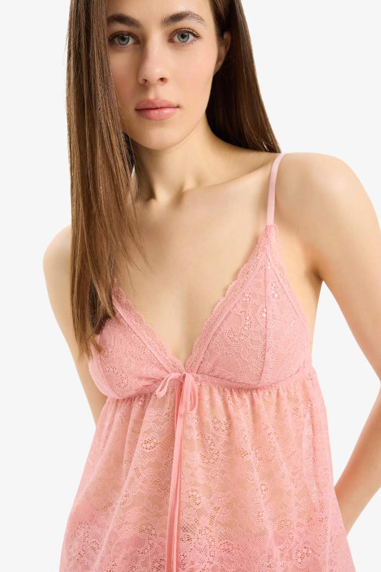 Fall in Love Regular Fit Lace Top