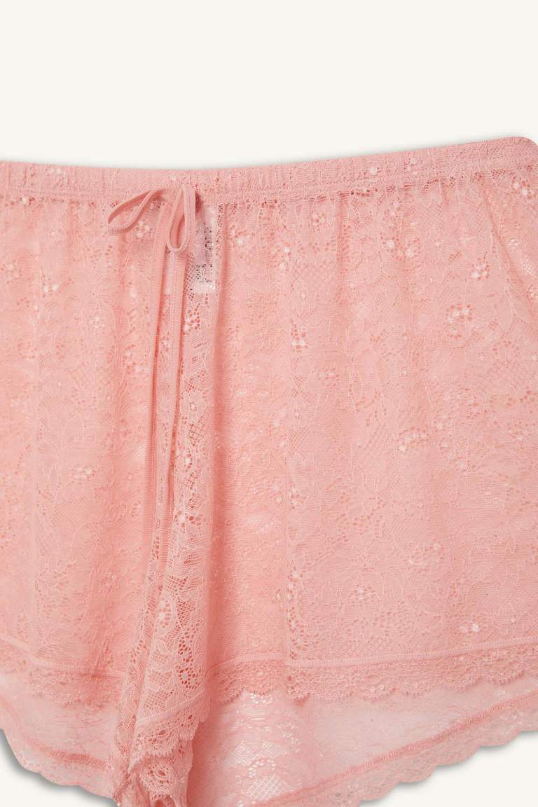 Short en dentelle de Fall in Love