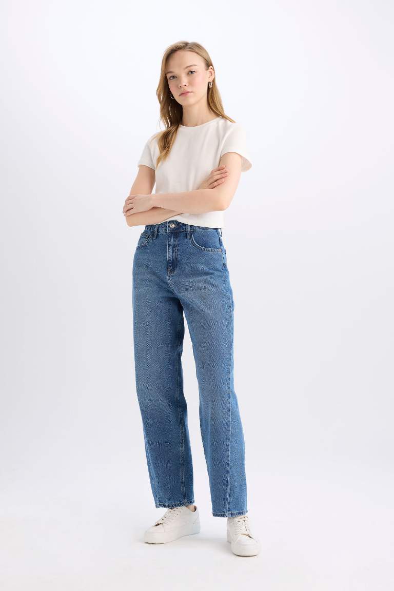 Carrot Fit High Waist Ankle Washed Jeans