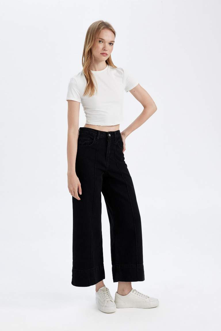 Kısa Geniş Paça Yüksek Bel Crop Jean Pantolon