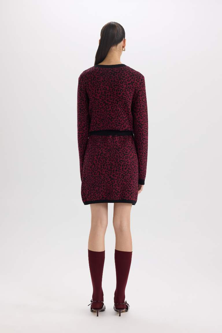 A Cut Knitwear Mini Leopard Skirt