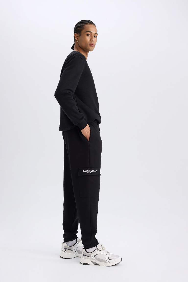 DeFactoFit NBA Brooklyn Nets Jogger Eşofman Altı Standart Fit Cepli Skuba Dalgıç Kumaş Beli Bağcıklı Lastikli Paça