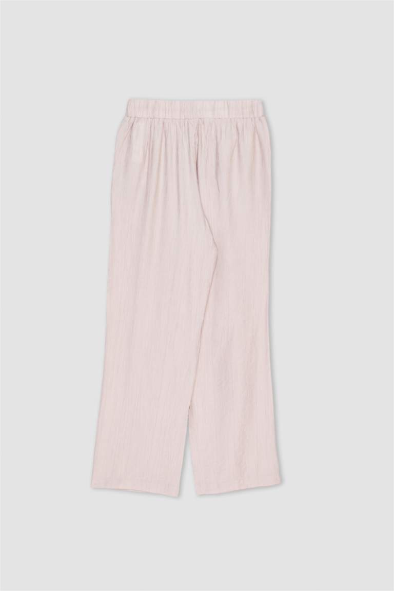 Straight Fit Cep Detaylı Standart Paça Krinkıl Kumaş Pantolon