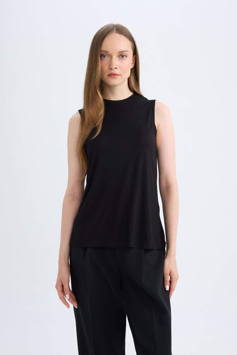 Relax Fit Sleeveless Basic T-Shirt Tunic