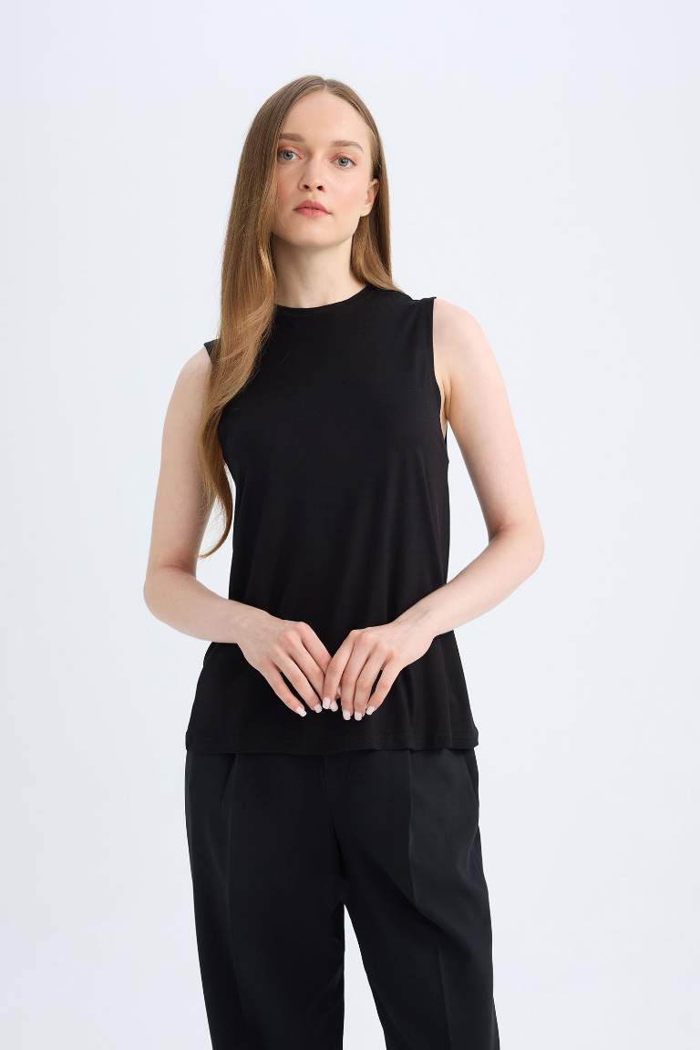 Relax Fit Sleeveless Basic T-Shirt Tunic