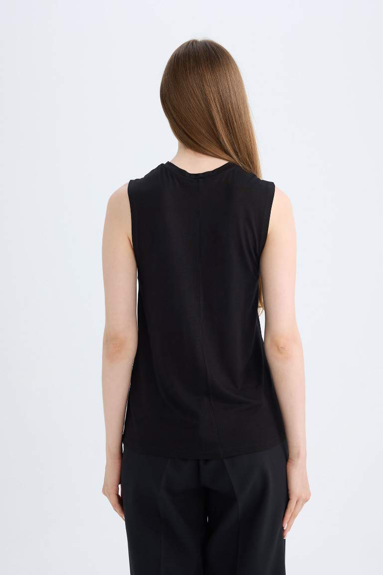 Relax Fit Sleeveless Basic T-Shirt Tunic