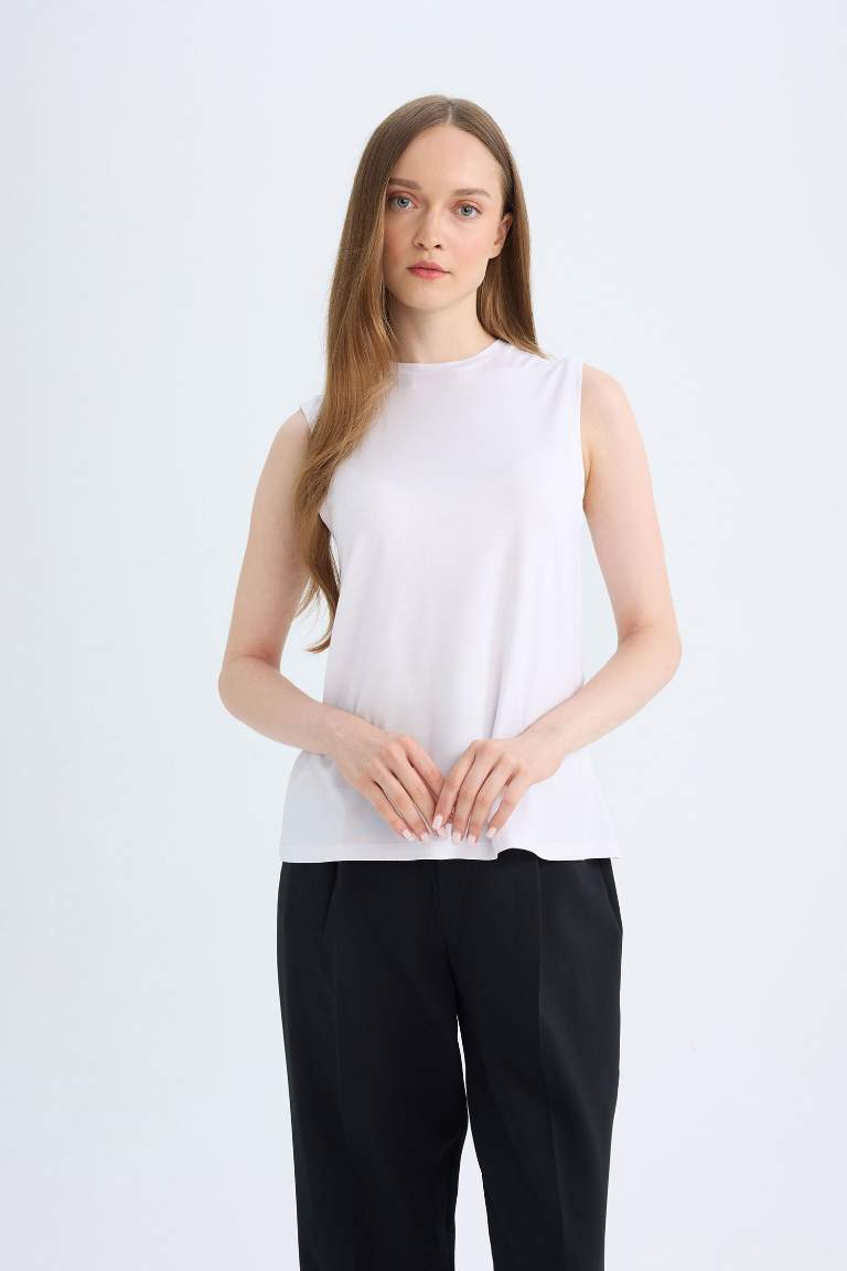 Relax Fit Sleeveless Basic T-Shirt Tunic