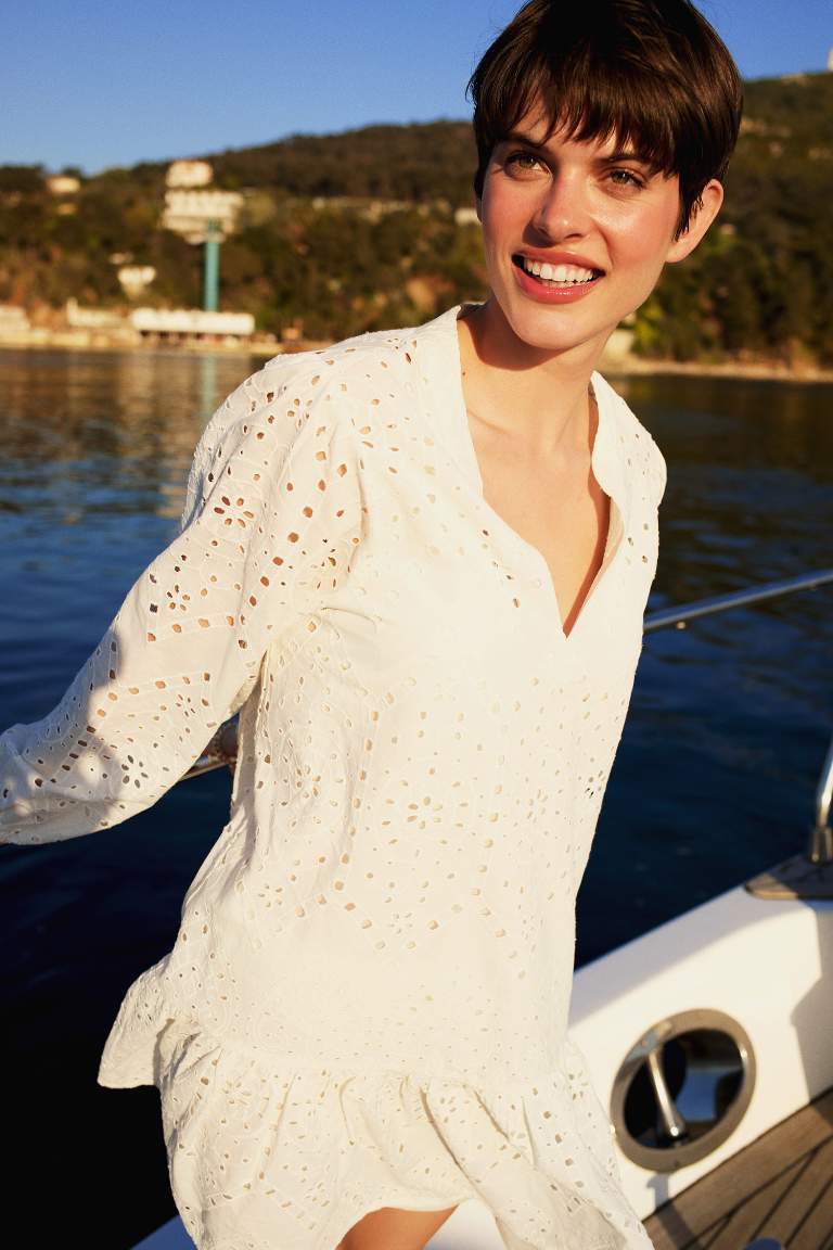 Apaş Yaka Brode Uzun Kollu Mini Plaj Elbisesi-Fall in Love