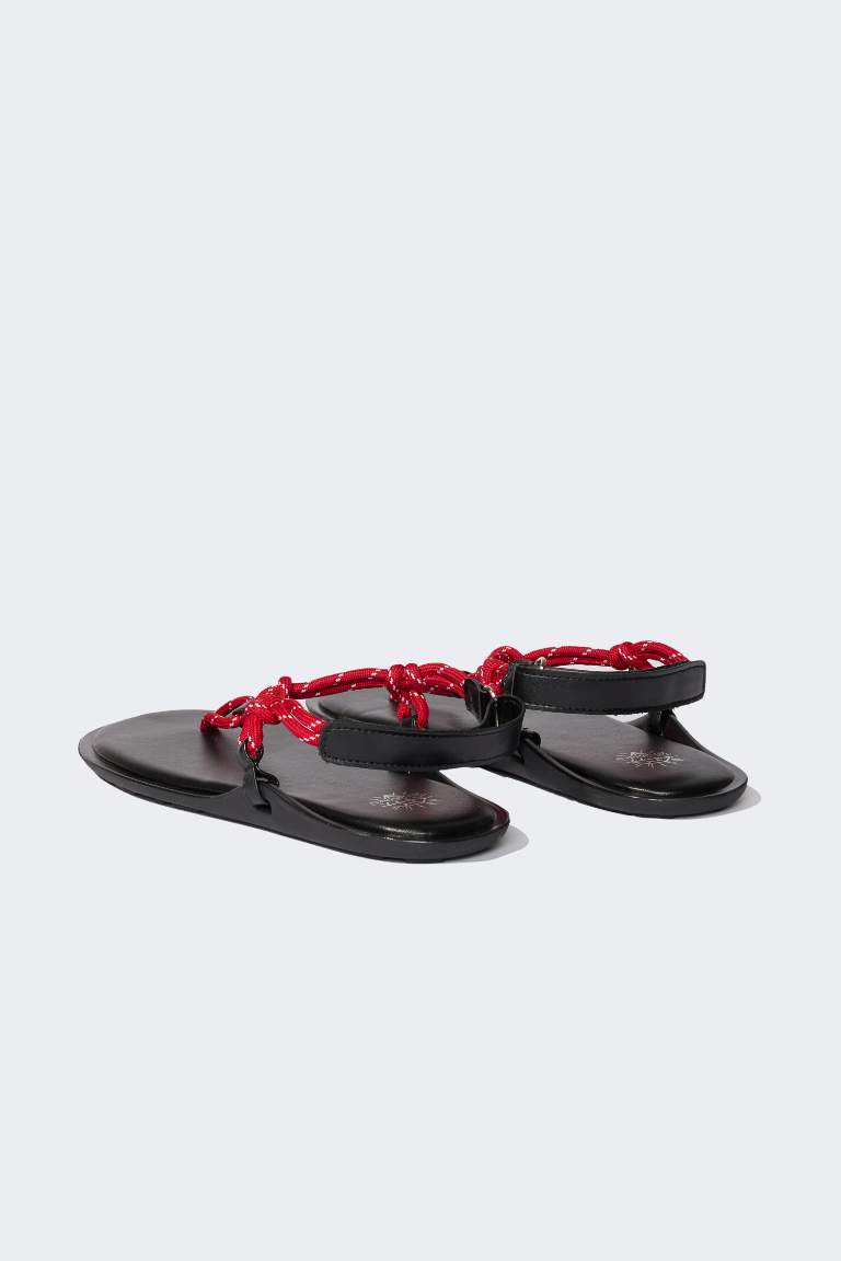 Woman Flat Sole Faux Leather Sandals