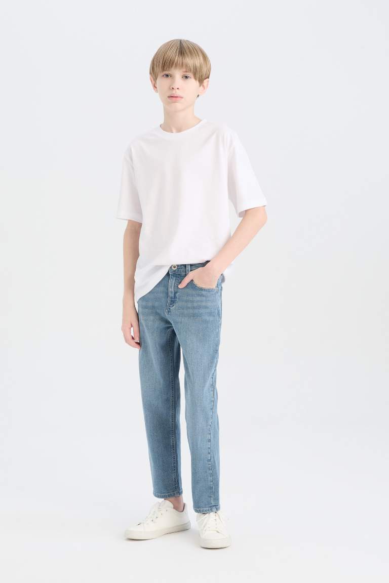 Boy Straight Fit Straight Leg Jeans