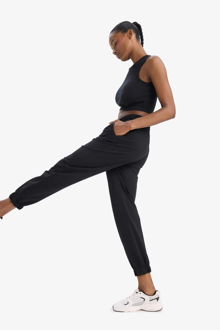 DeFactoFit Standart Fit Jogger Paça Standart Boy İnce Sporcu Eşofman Altı