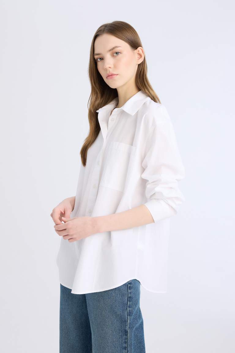 Chemise en popeline oversize à manches longues avec une poche