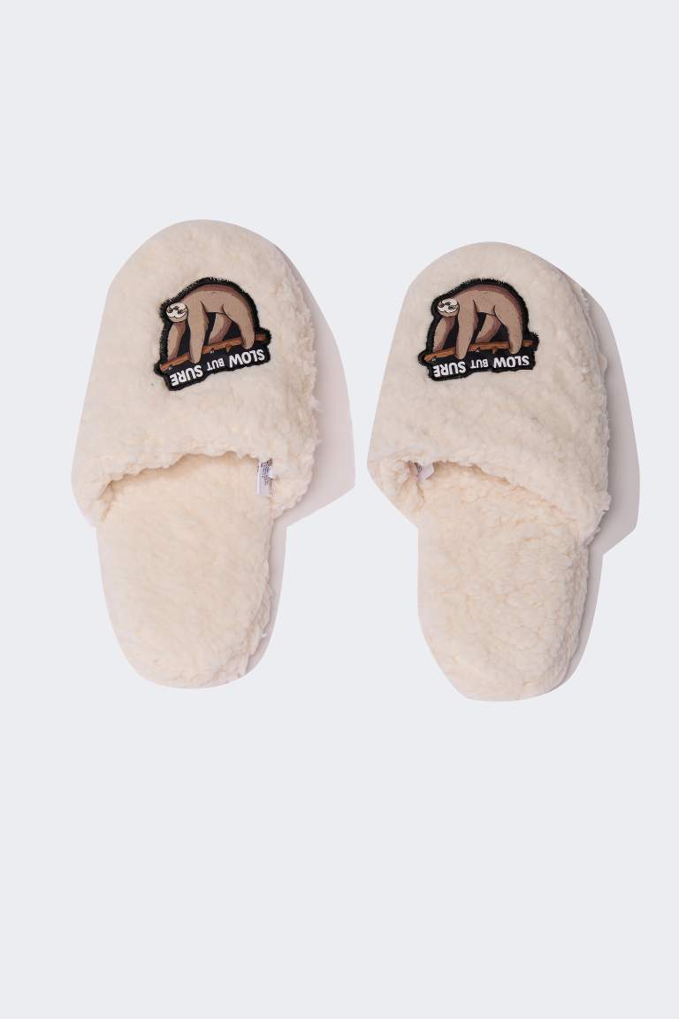 Woman Flat Sole Home Slipper