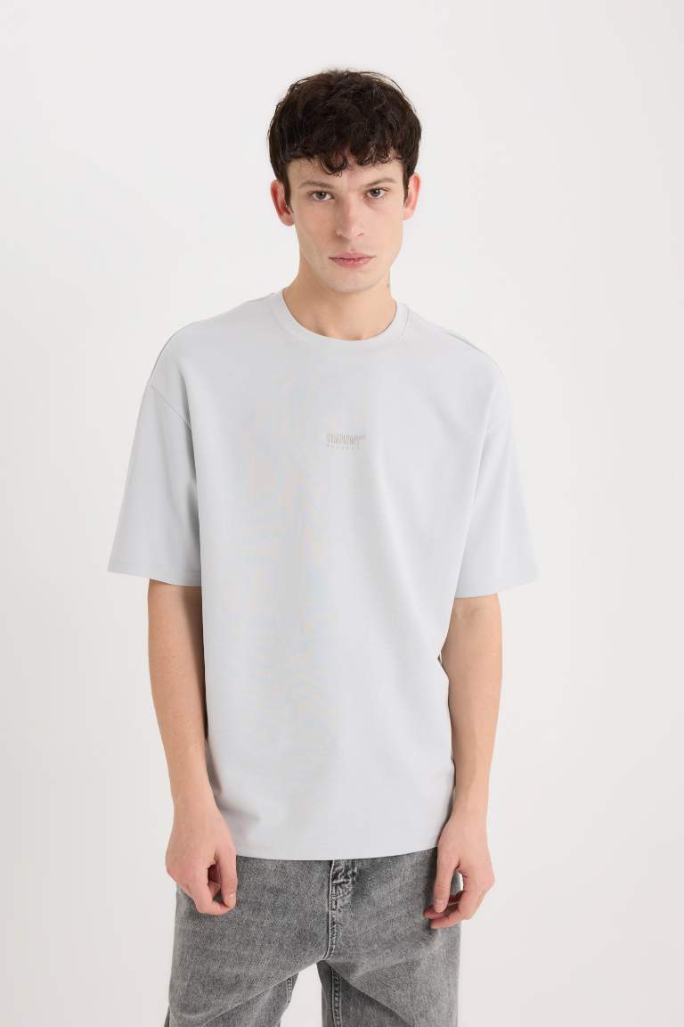 Boxy Fit Crew Neck Printed T-Shirt