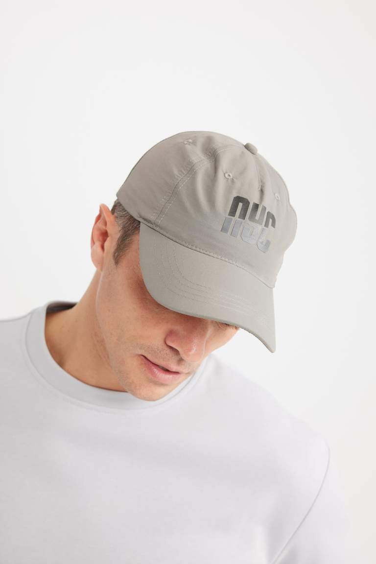 Man Label Printed Woven Baseball Cap