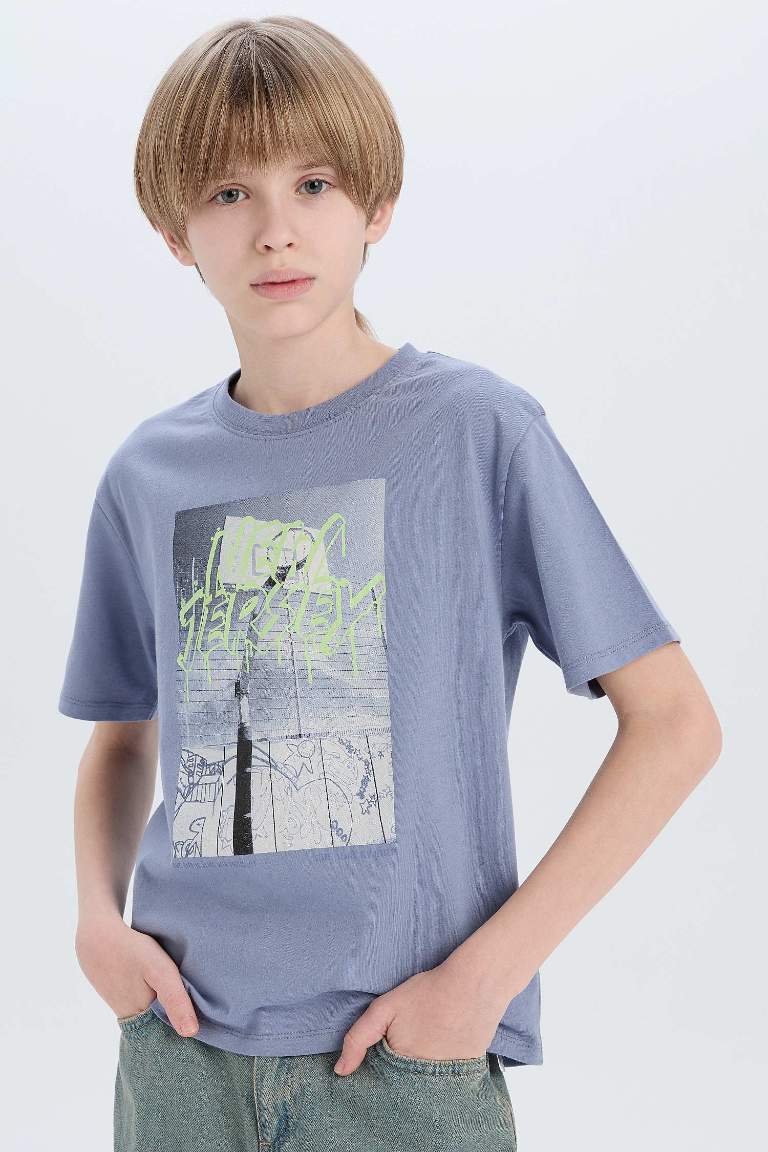 Boy Regular Fit Crew Neck Printed T-Shirt