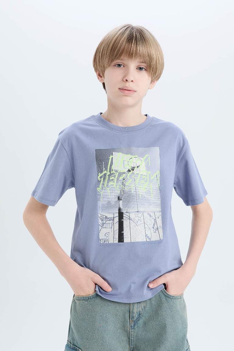 Boy Regular Fit Crew Neck Printed T-Shirt