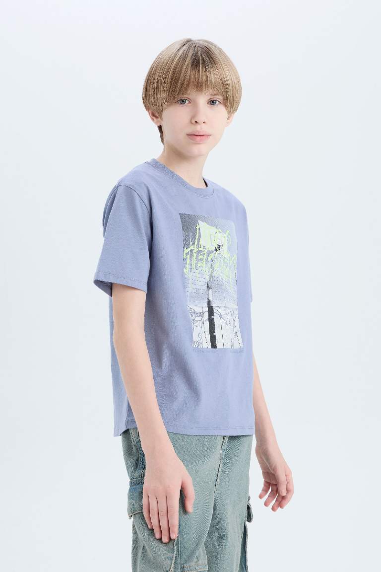 Boy Regular Fit Crew Neck Printed T-Shirt