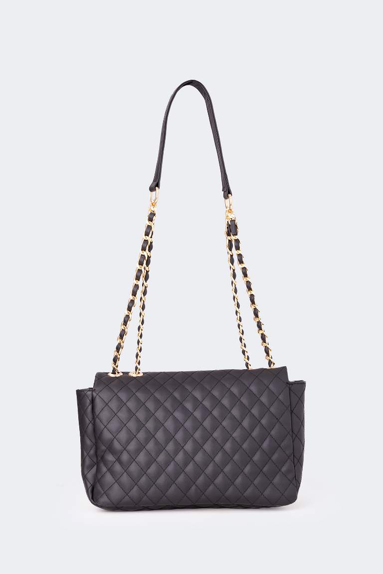 Woman Chain Strap Detailed Faux Leather Shoulder Bag
