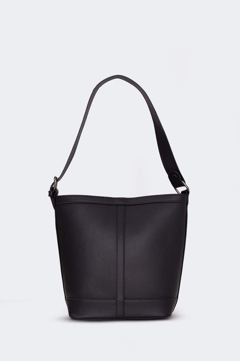 Woman Gold Buckled Faux Leather Shoulder Bag