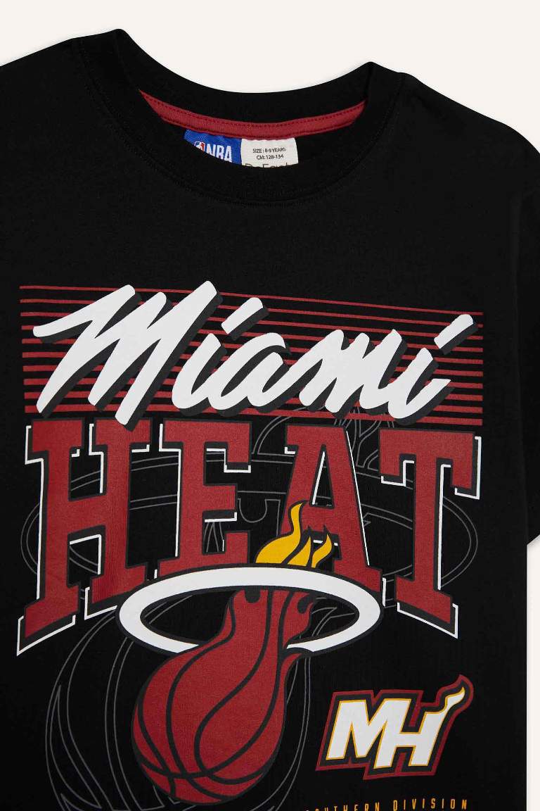 Erkek Çocuk NBA Miami Heat Bisiklet Yaka Kısa Kollu Tişört