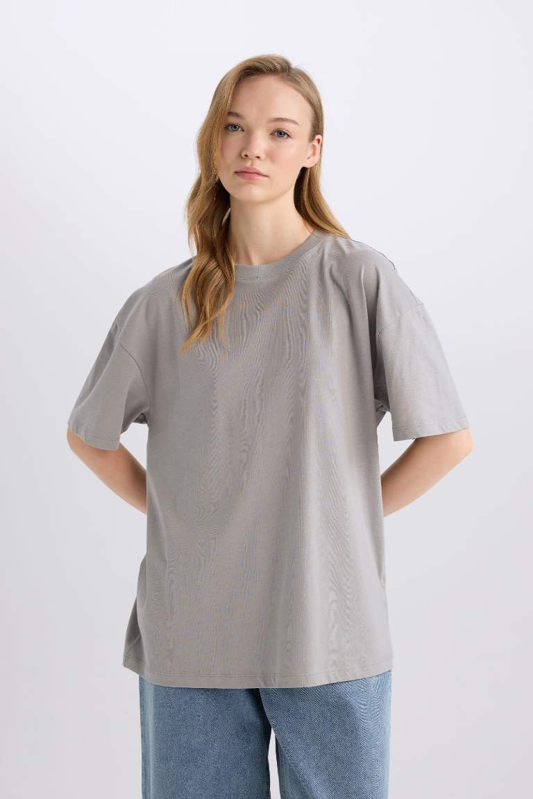 Oversize Fit Crew Neck Short Sleeve T-Shirt