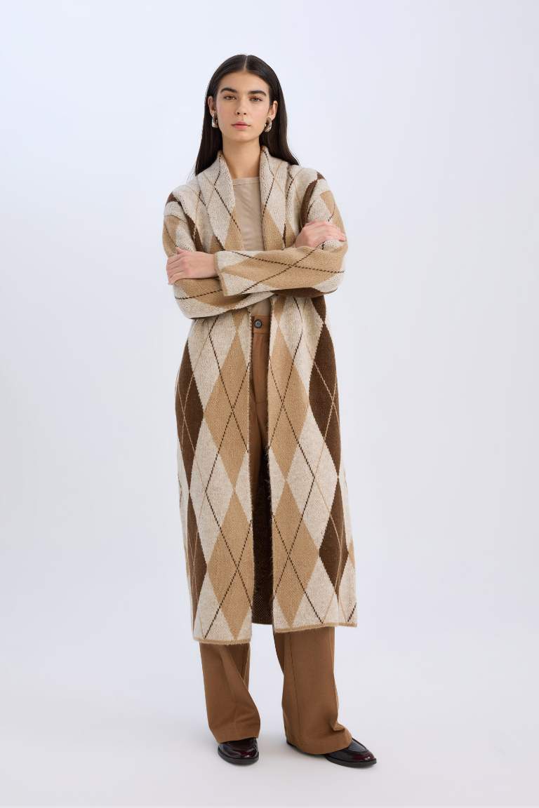 Relax Fit Long Knit with Diamond Pattern Cardigan