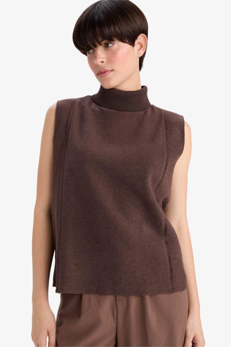 Regular Fit Turtleneck Tank Top