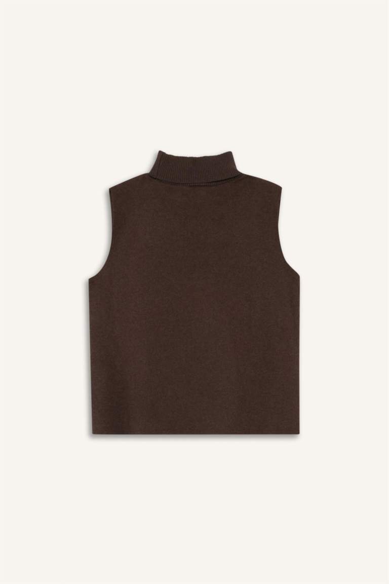 Regular Fit Turtleneck Tank Top