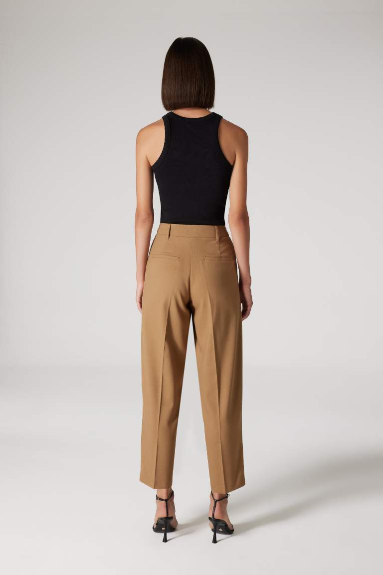 Sorbe x DeFacto Tapered Fit High Waist Straight Leg Trousers