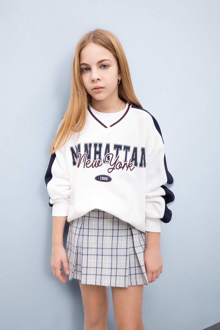 Girl Oversize Fit Crew Neck Slogan Printed Sweatshirt