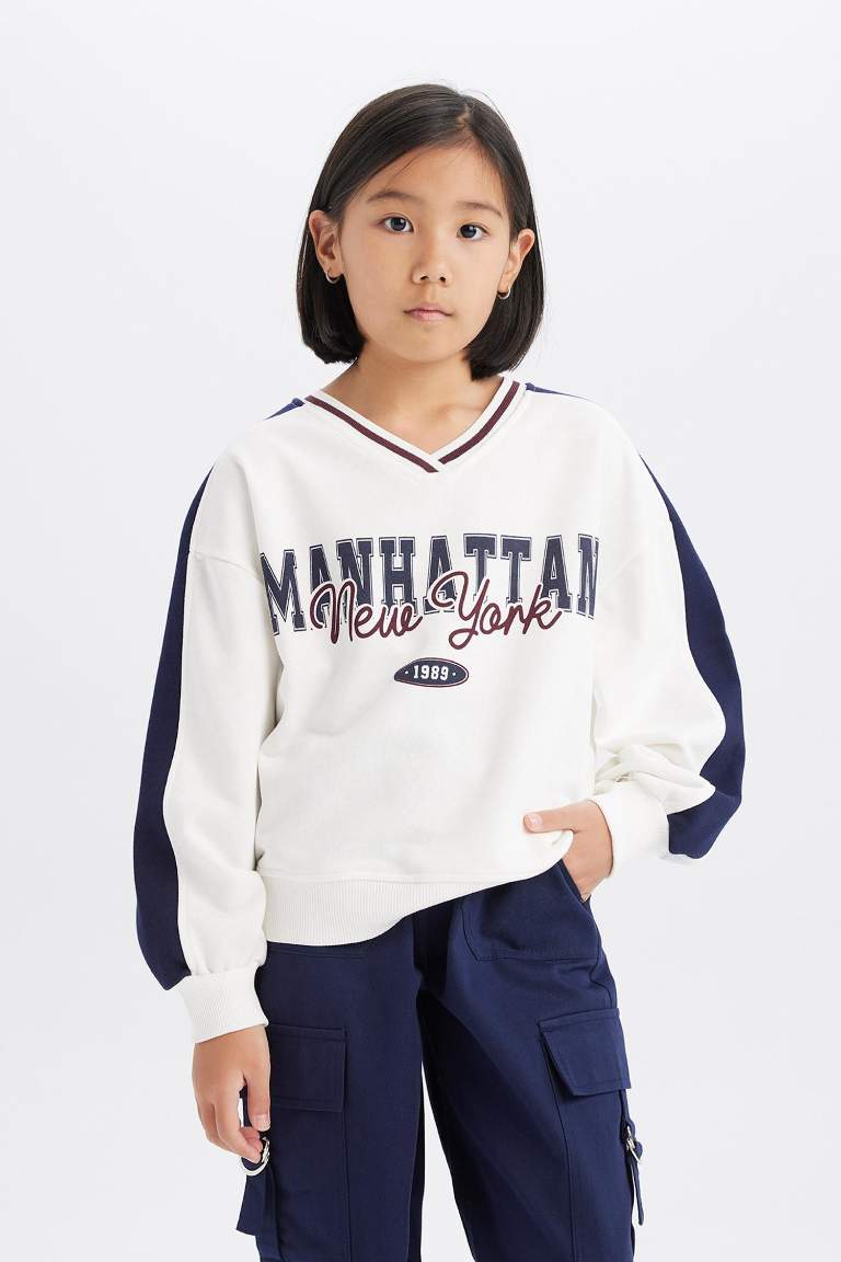 Girl Oversize Fit Crew Neck Slogan Printed Sweatshirt