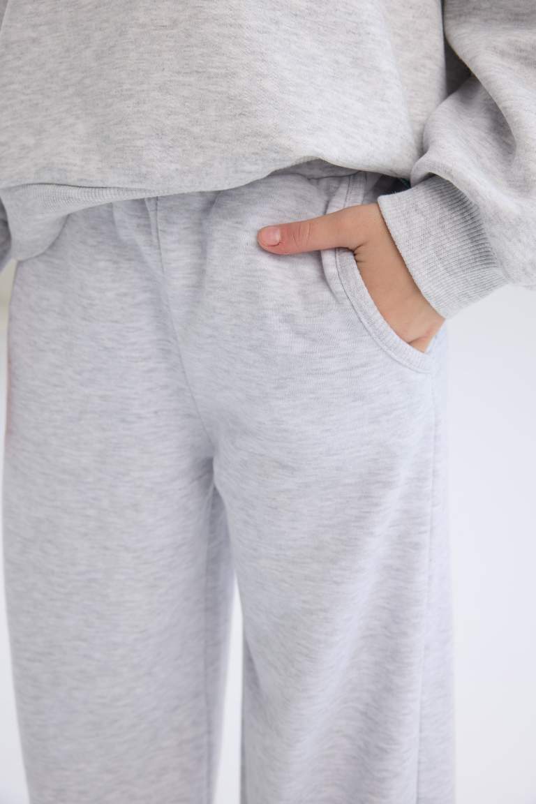 Girl Wide Leg Pocketed Sweatpants