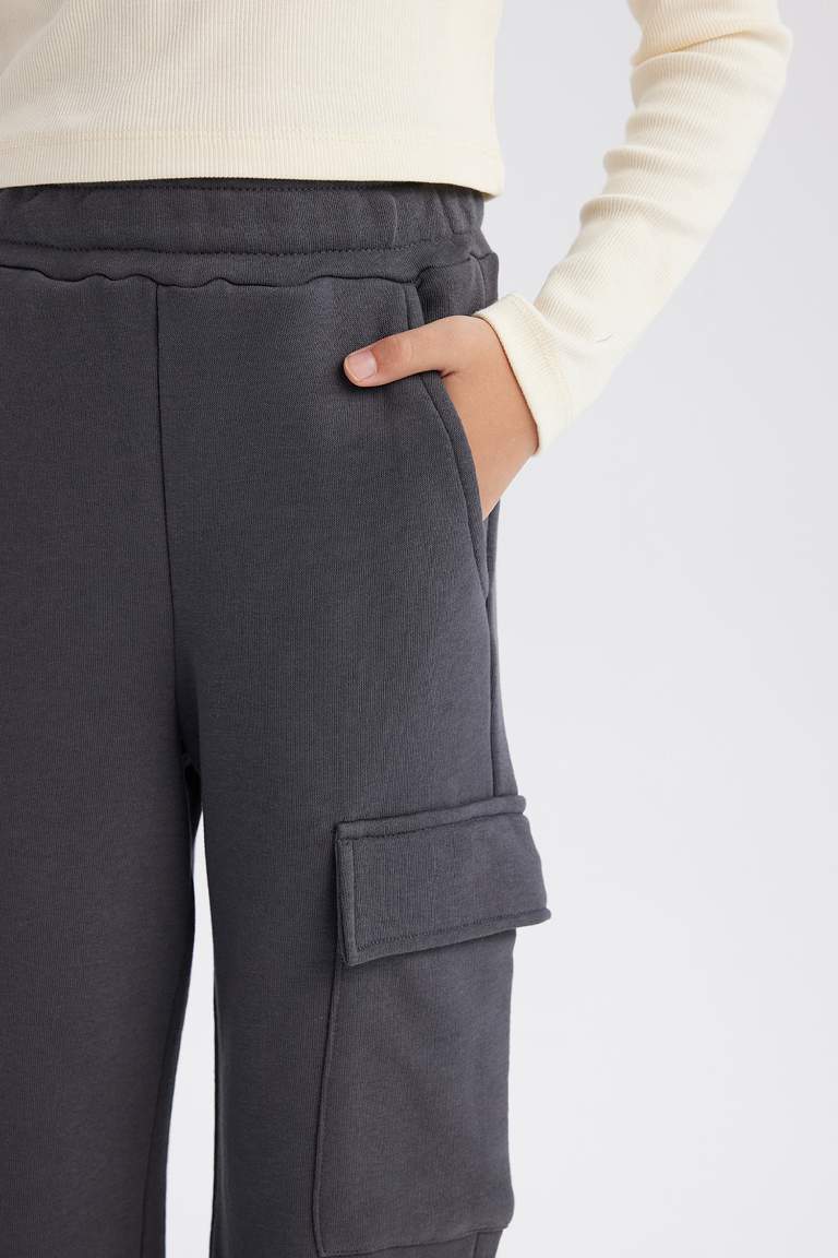 Girl Elastic Waist Cargo Sweatpants