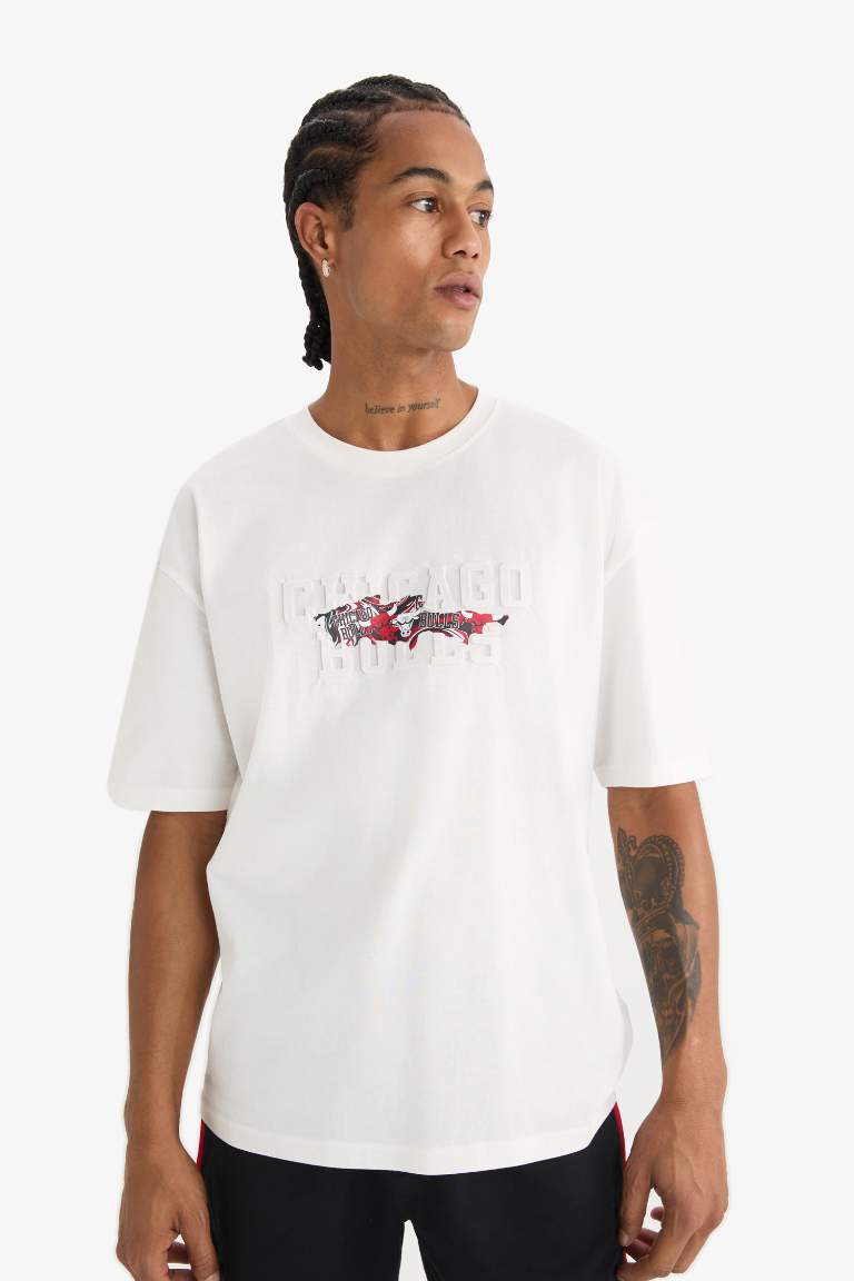 DeFactoFit NBA Chicago Bulls Oversize Fit Crew Neck T-Shirt