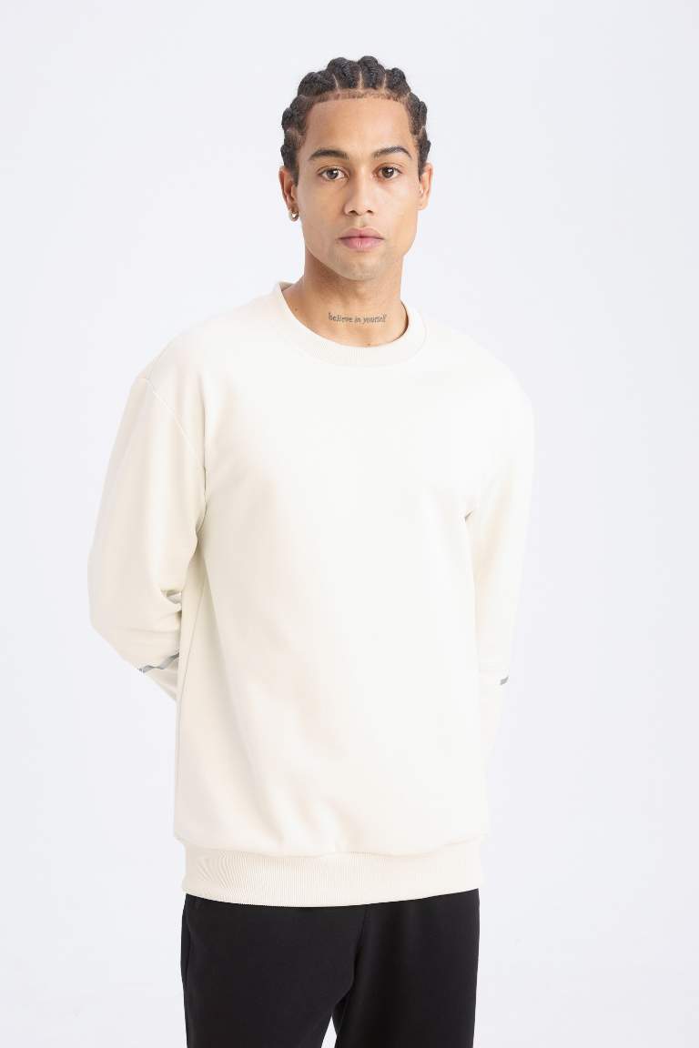DeFactoFit Standart Fit Bisiklet Yaka Basic Düz Sporcu Sweatshirt