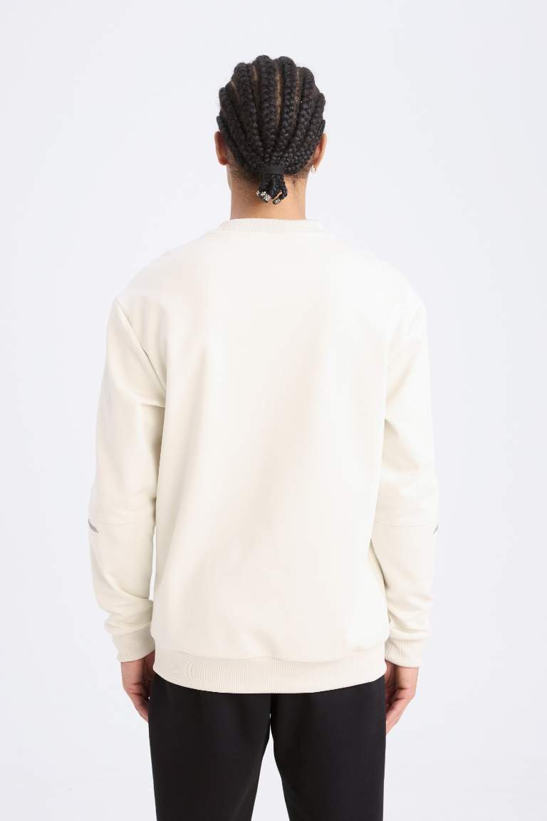 DeFactoFit Standart Fit Bisiklet Yaka Basic Düz Sporcu Sweatshirt