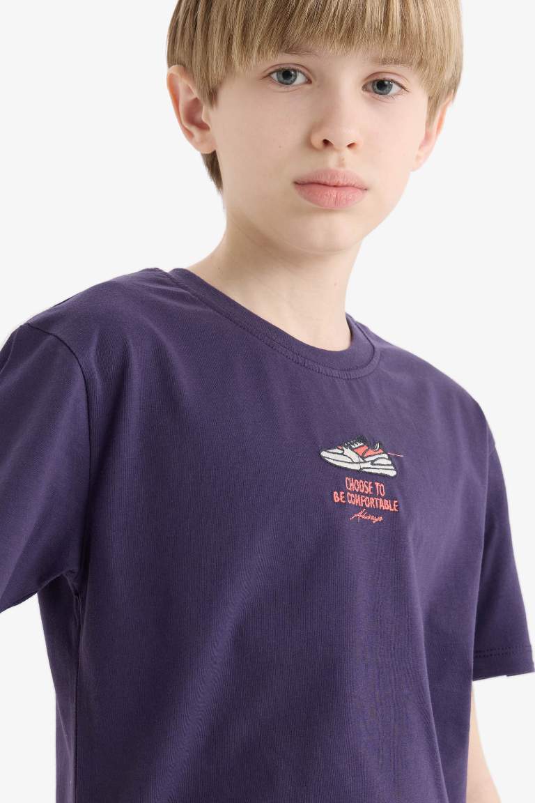 Boy New Regular Fit Crew Neck Embroidered T-Shirt