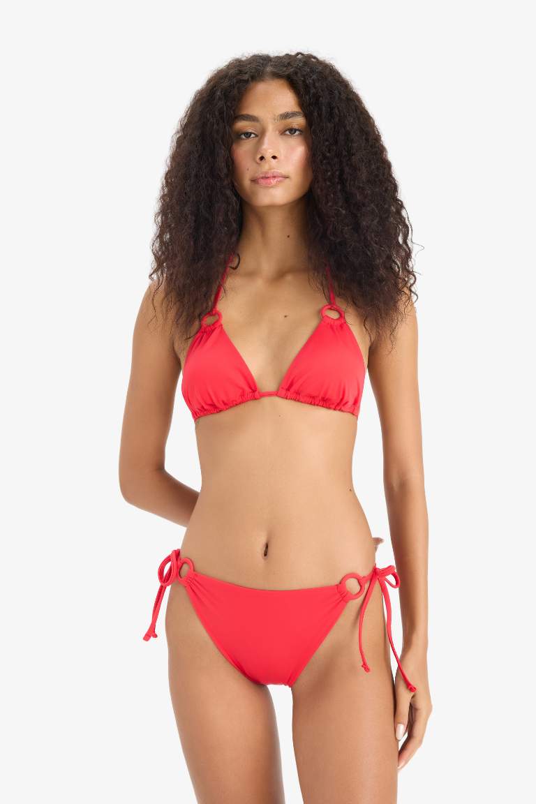 Regular Fit Üçgen Bikini Üstü-Fall in Love