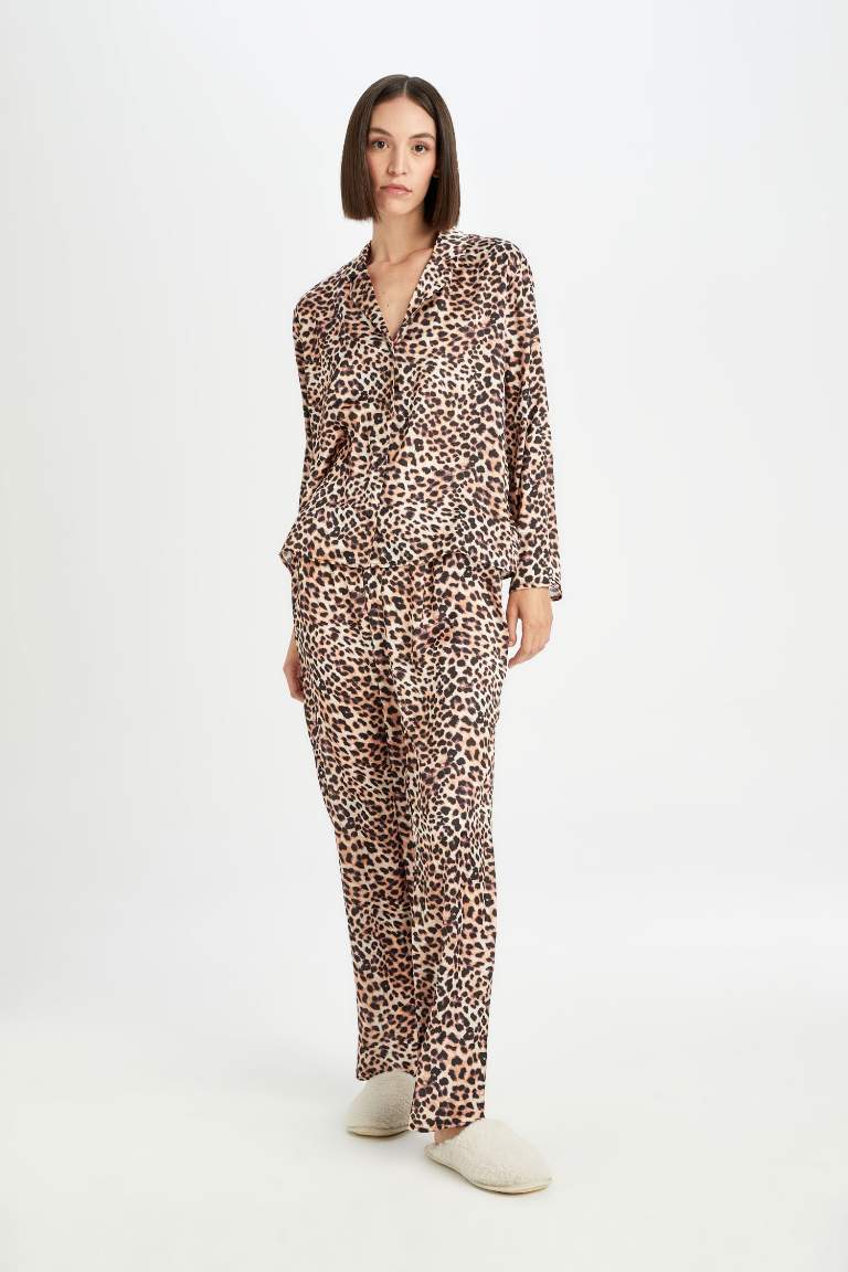 Pyjama en satin à motif Léopard, haut à manches longues et bas à taille élastique de Fall in Love