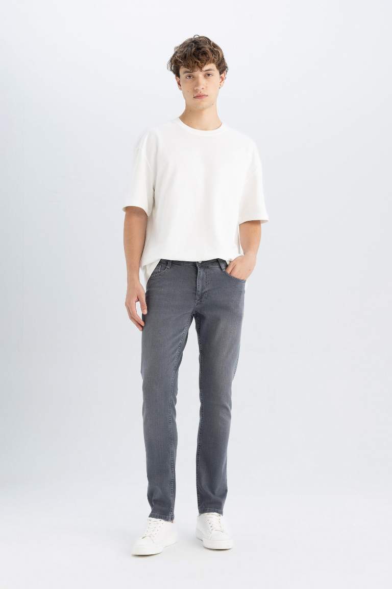 Pedro Slim Fit Dar Kalıp Normal Bel Dar Paça Jean Pantolon