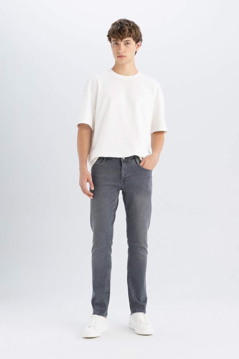 Pedro Slim Fit Dar Kalıp Normal Bel Dar Paça Jean Pantolon