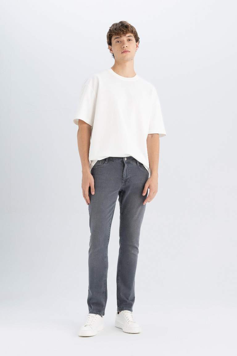 Pedro Slim Fit Dar Kalıp Normal Bel Dar Paça Jean Pantolon