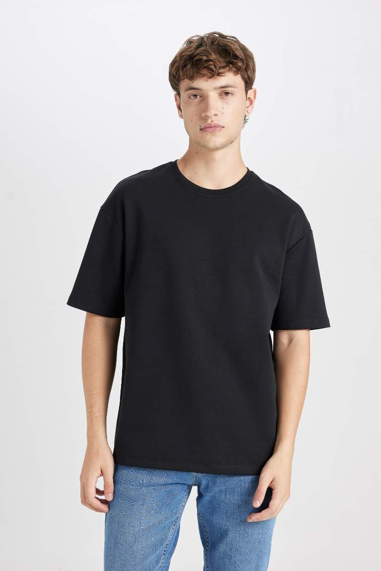 Boxy Fit Crew Neck Basic T-Shirt