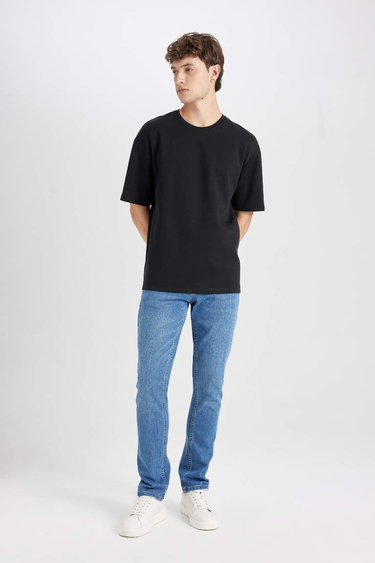 Boxy Fit Crew Neck Basic T-Shirt