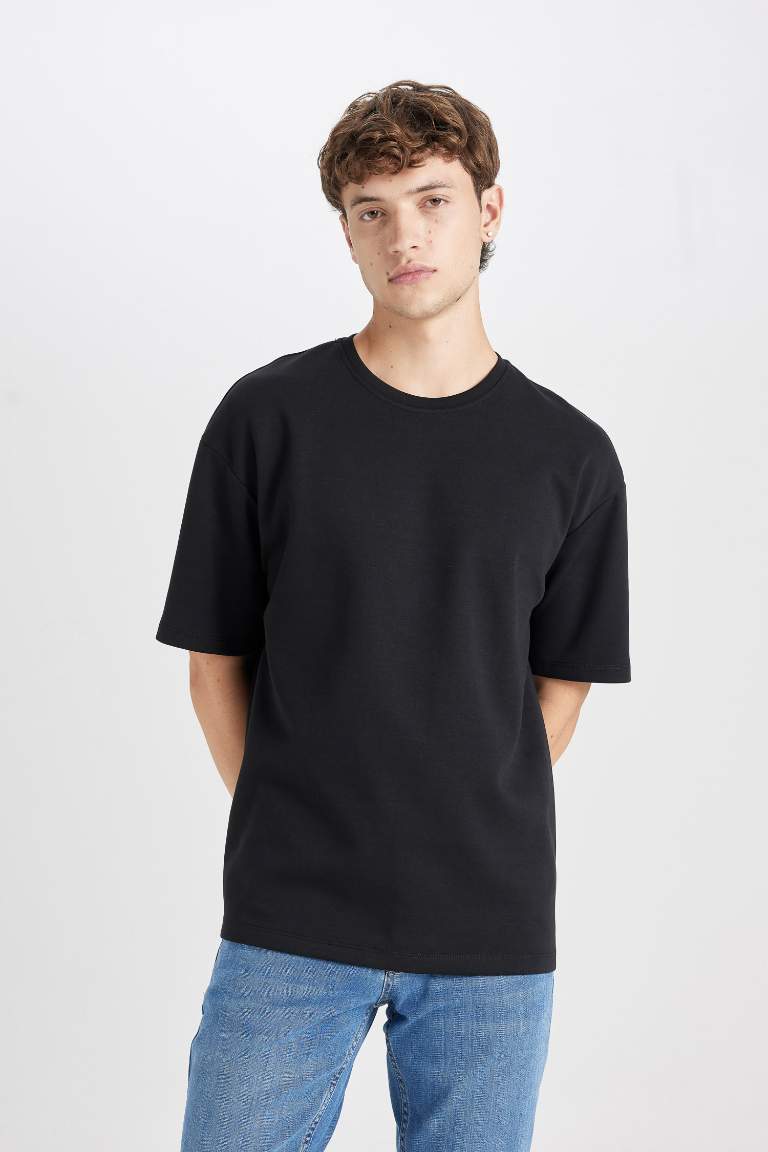 Boxy Fit Crew Neck Basic T-Shirt