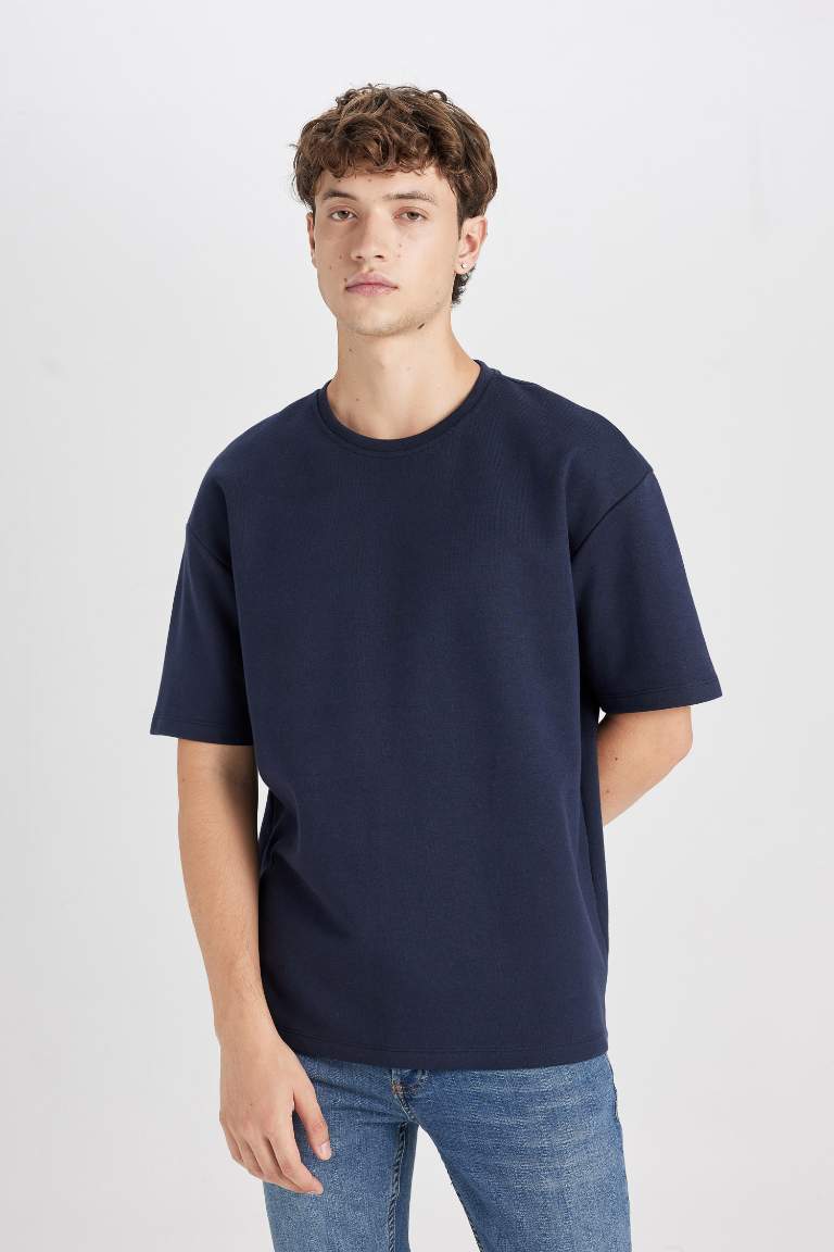 Boxy Fit Crew Neck Basic T-Shirt