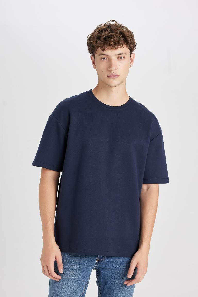 Boxy Fit Crew Neck Basic T-Shirt